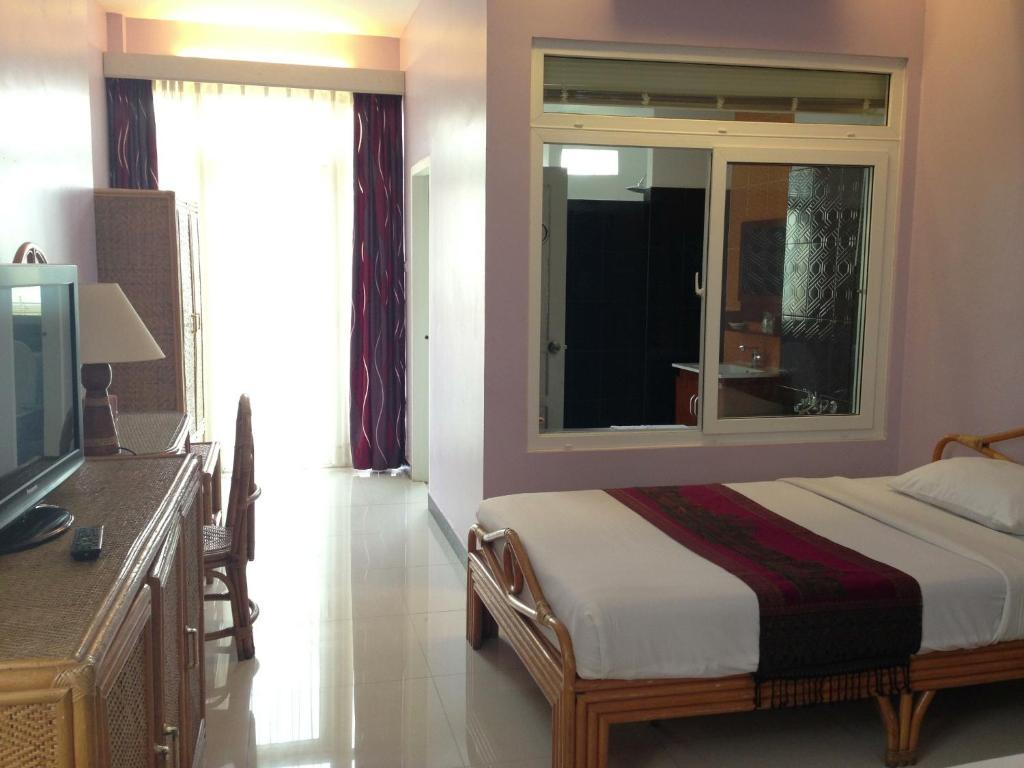 Day Inn Hotel Ban Nongdouang Exterior foto