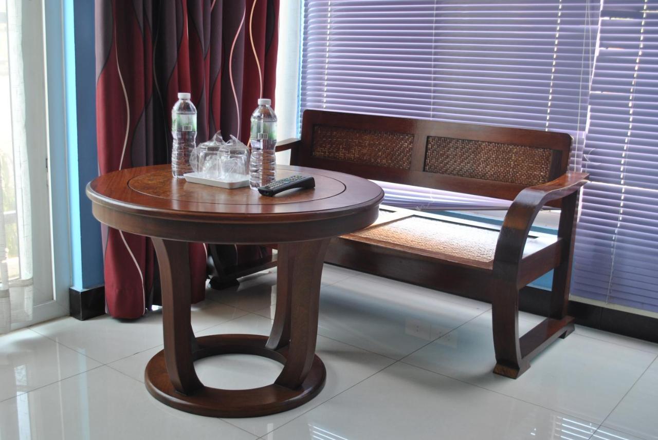 Day Inn Hotel Ban Nongdouang Exterior foto