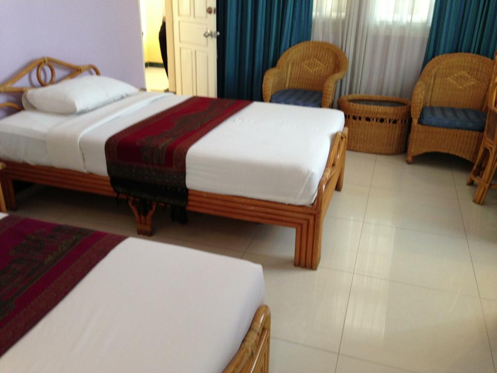 Day Inn Hotel Ban Nongdouang Exterior foto